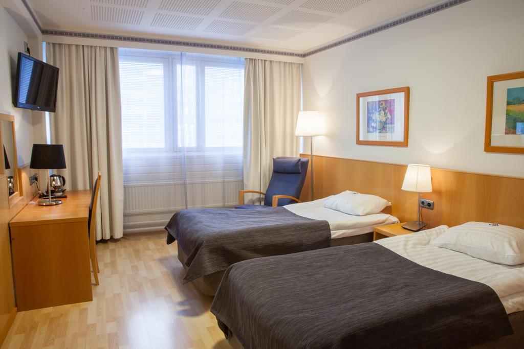 קופיו Economy Hotel Savonia מראה חיצוני תמונה