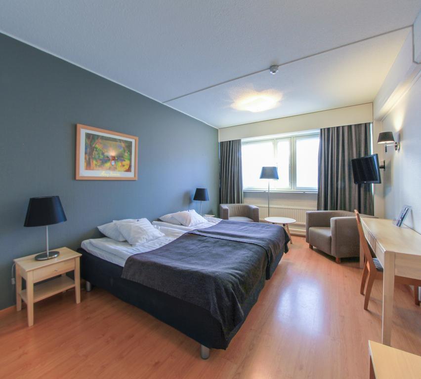קופיו Economy Hotel Savonia מראה חיצוני תמונה