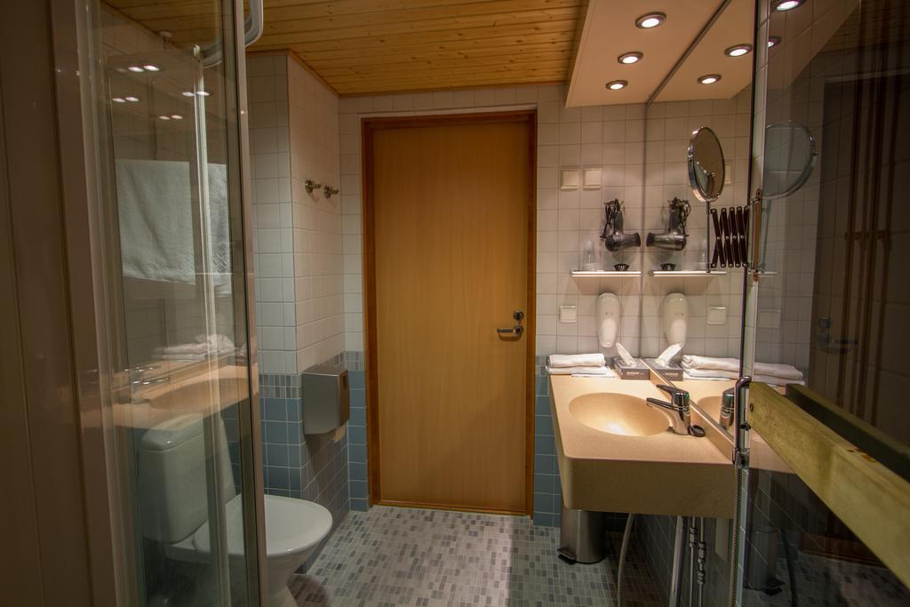 קופיו Economy Hotel Savonia מראה חיצוני תמונה