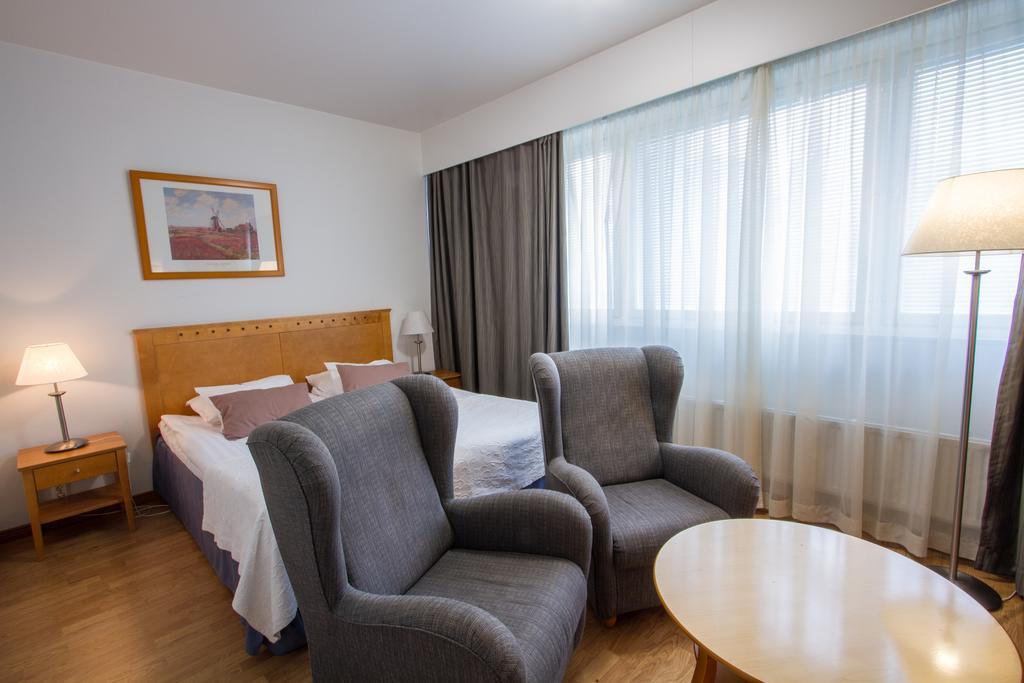 קופיו Economy Hotel Savonia מראה חיצוני תמונה