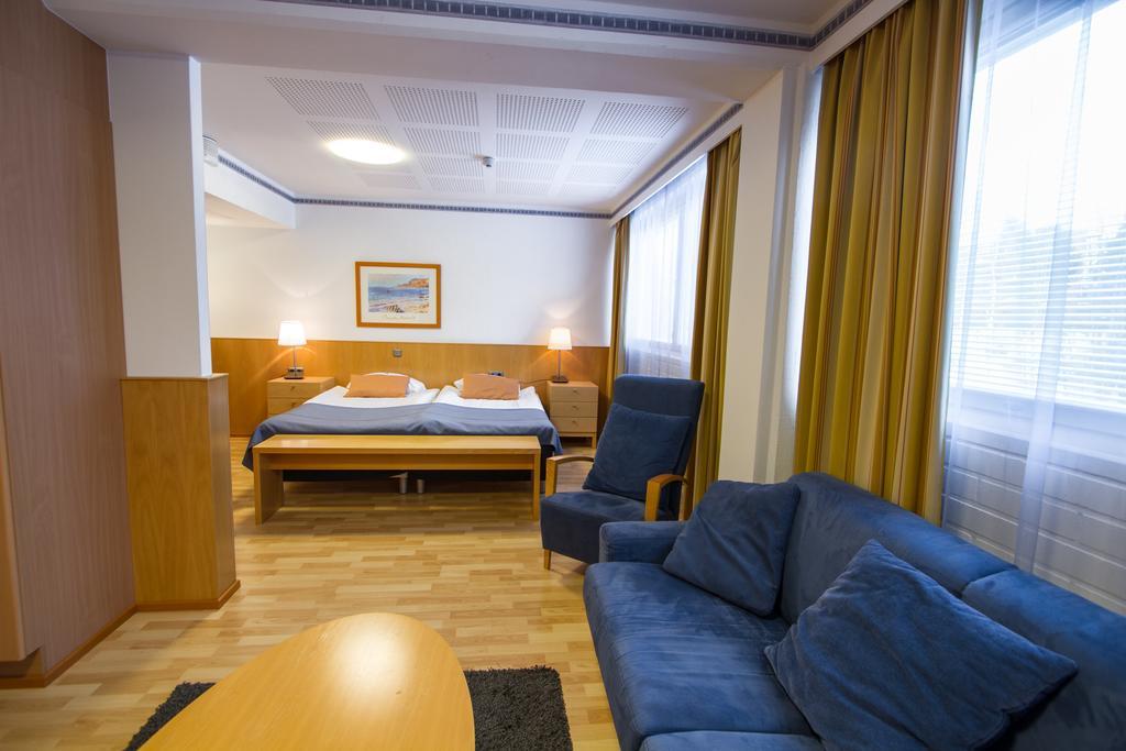 קופיו Economy Hotel Savonia מראה חיצוני תמונה