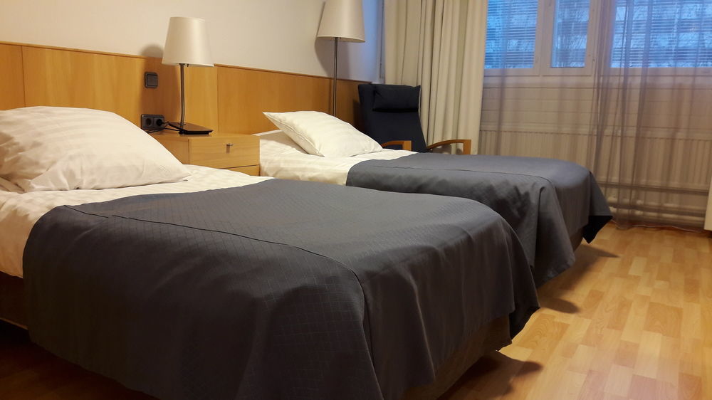 קופיו Economy Hotel Savonia מראה חיצוני תמונה