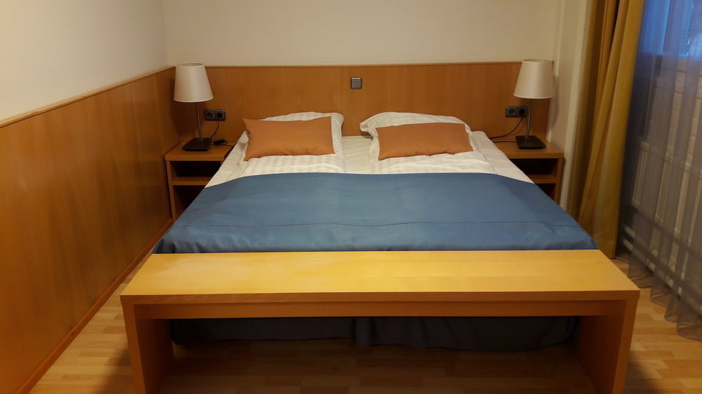 קופיו Economy Hotel Savonia מראה חיצוני תמונה