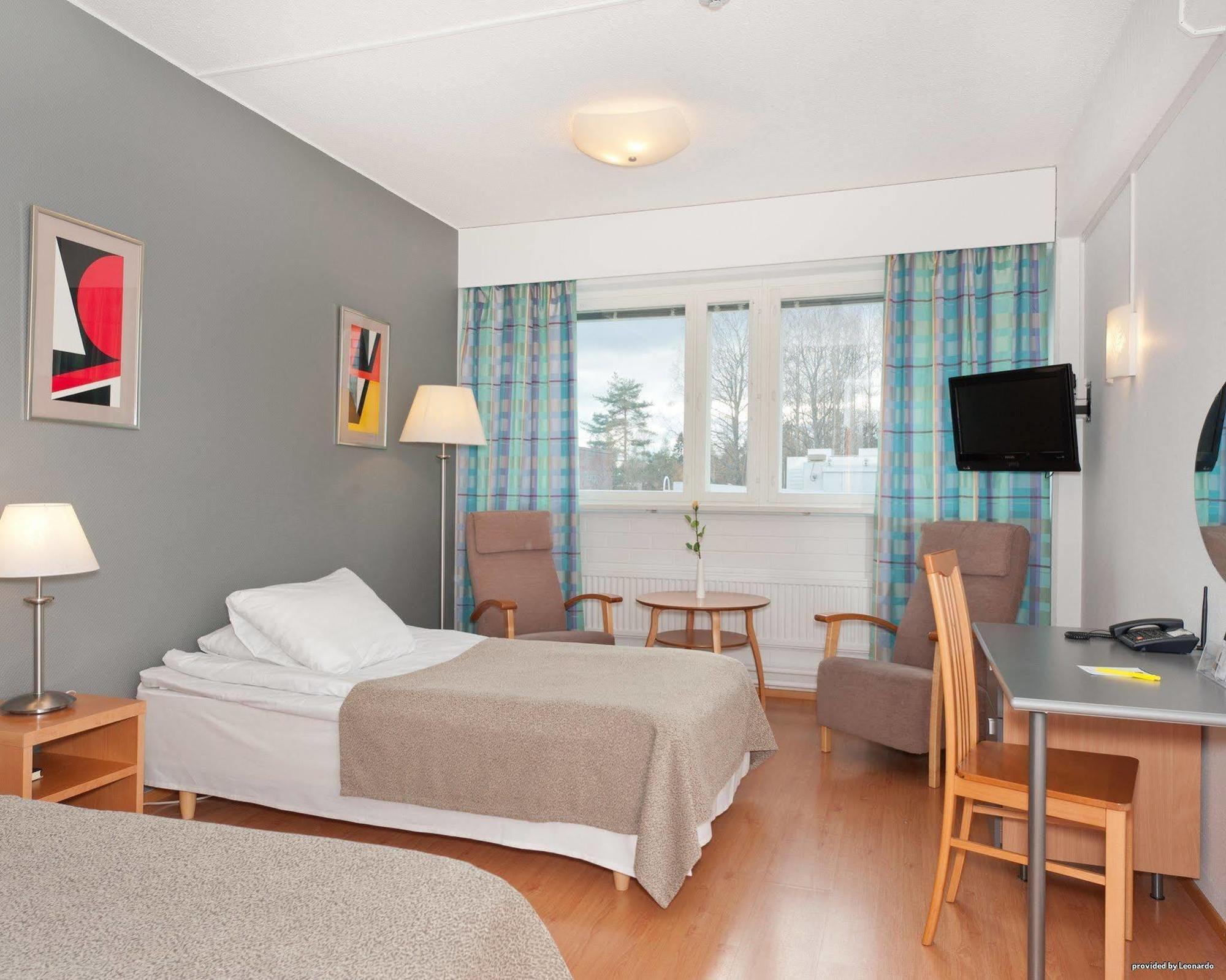 קופיו Economy Hotel Savonia מראה חיצוני תמונה