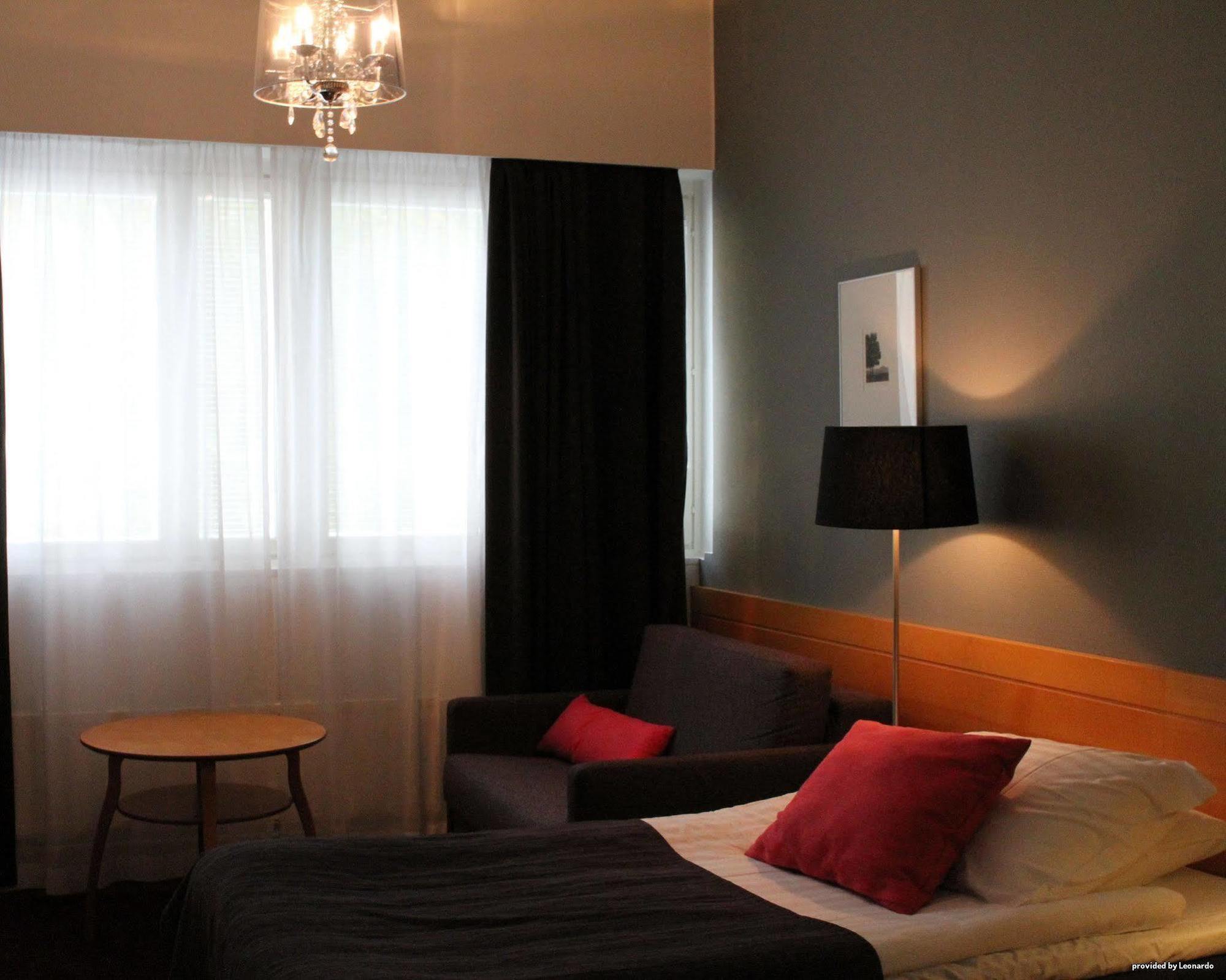 קופיו Economy Hotel Savonia מראה חיצוני תמונה