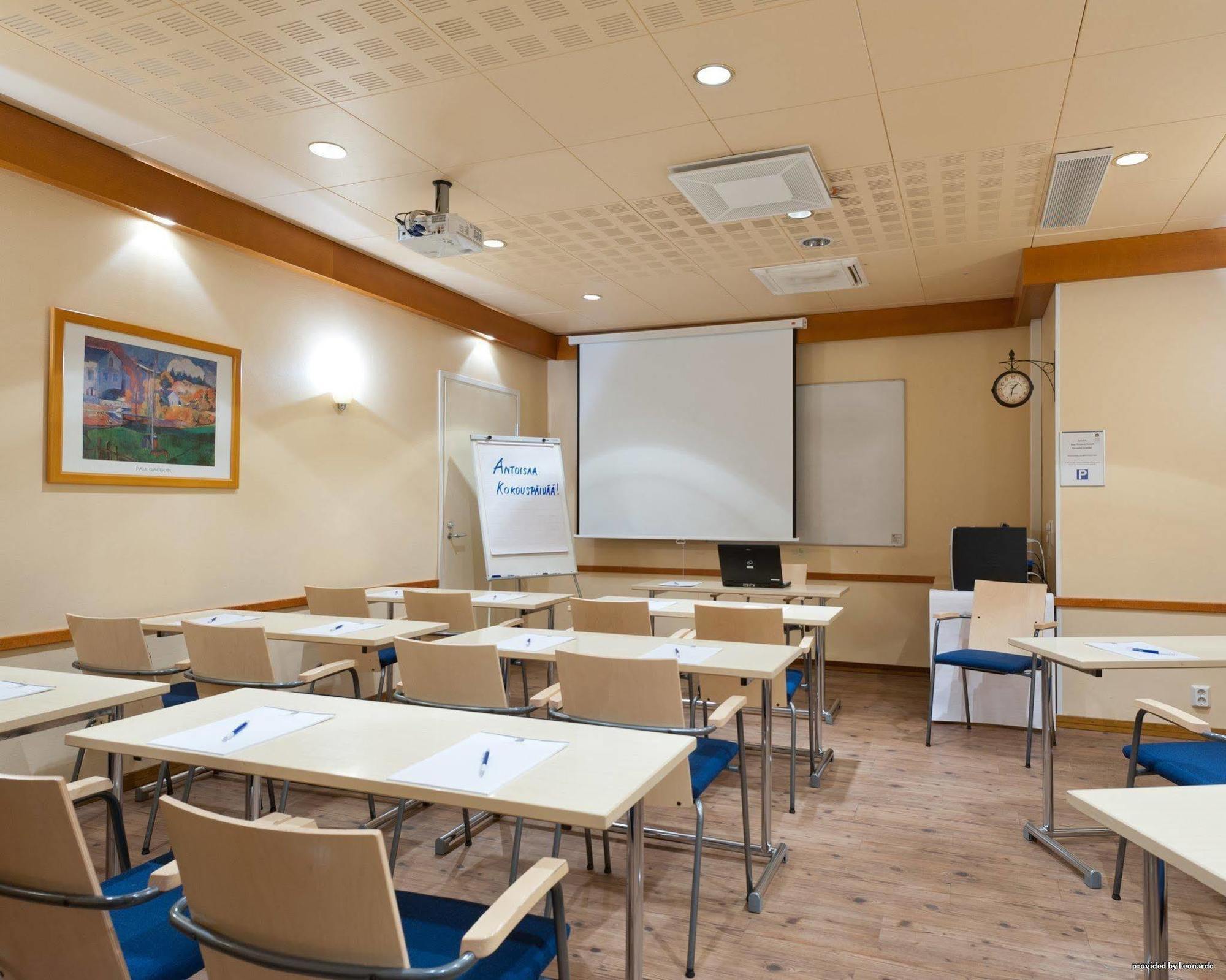 קופיו Economy Hotel Savonia עסק תמונה